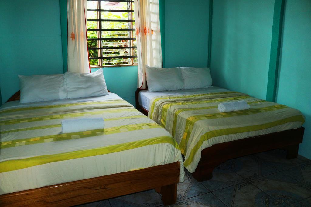 Hotel Las Flores Fortuna La Fortuna Esterno foto