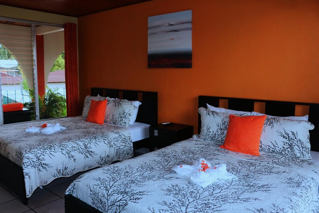 Hotel Las Flores Fortuna La Fortuna Esterno foto