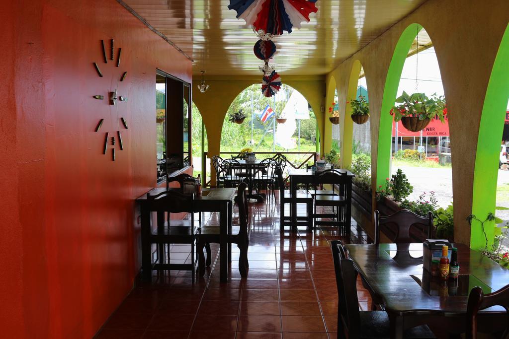 Hotel Las Flores Fortuna La Fortuna Esterno foto