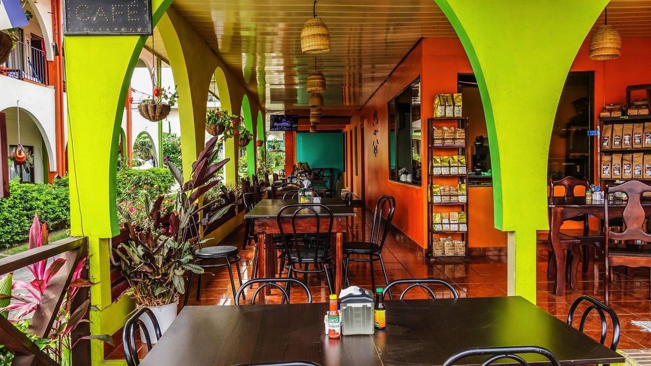 Hotel Las Flores Fortuna La Fortuna Esterno foto