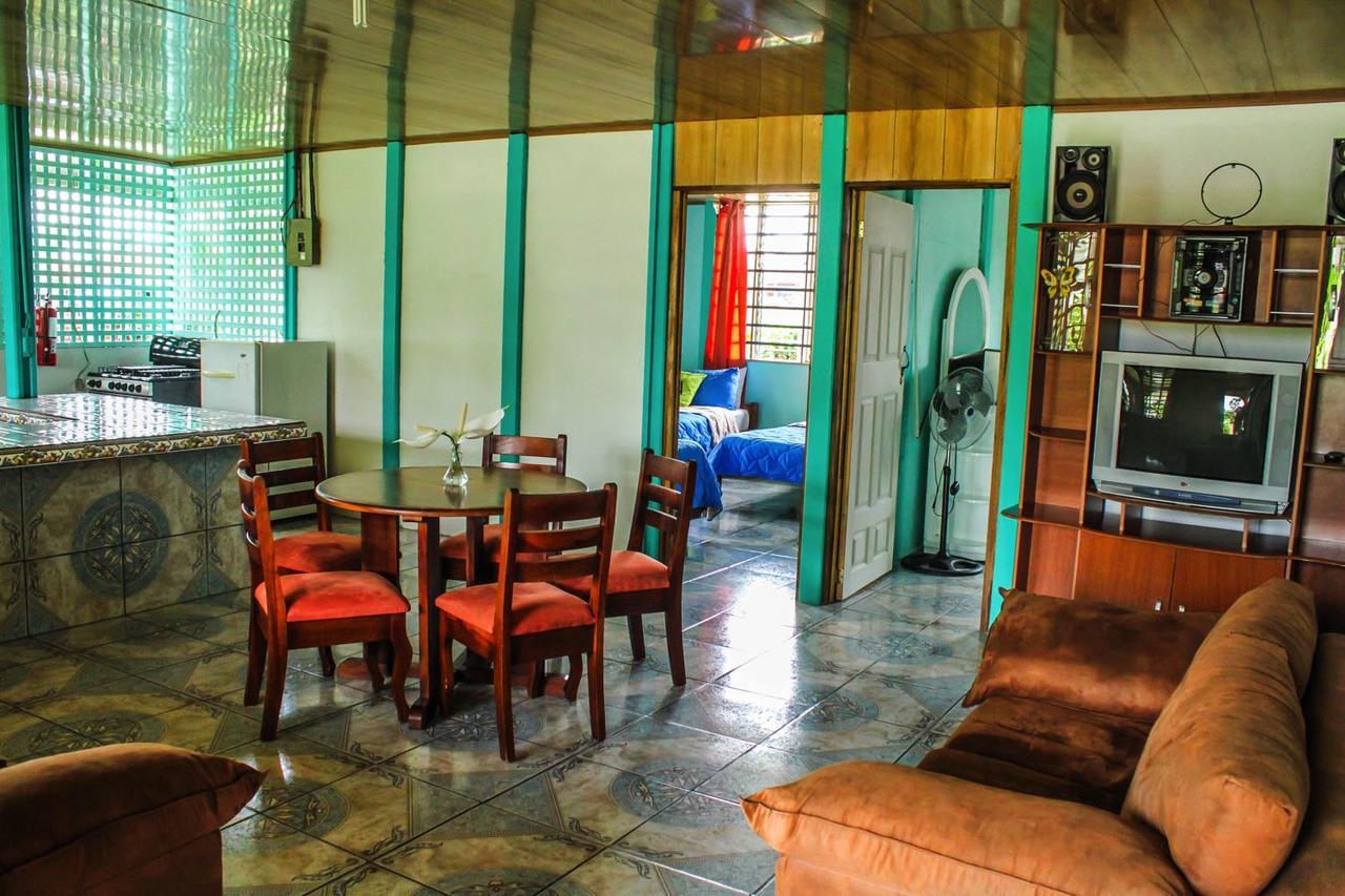 Hotel Las Flores Fortuna La Fortuna Esterno foto