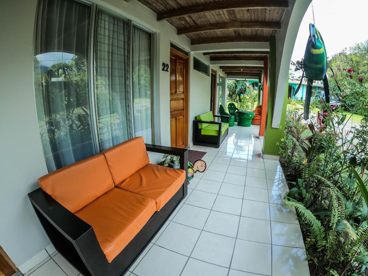 Hotel Las Flores Fortuna La Fortuna Esterno foto
